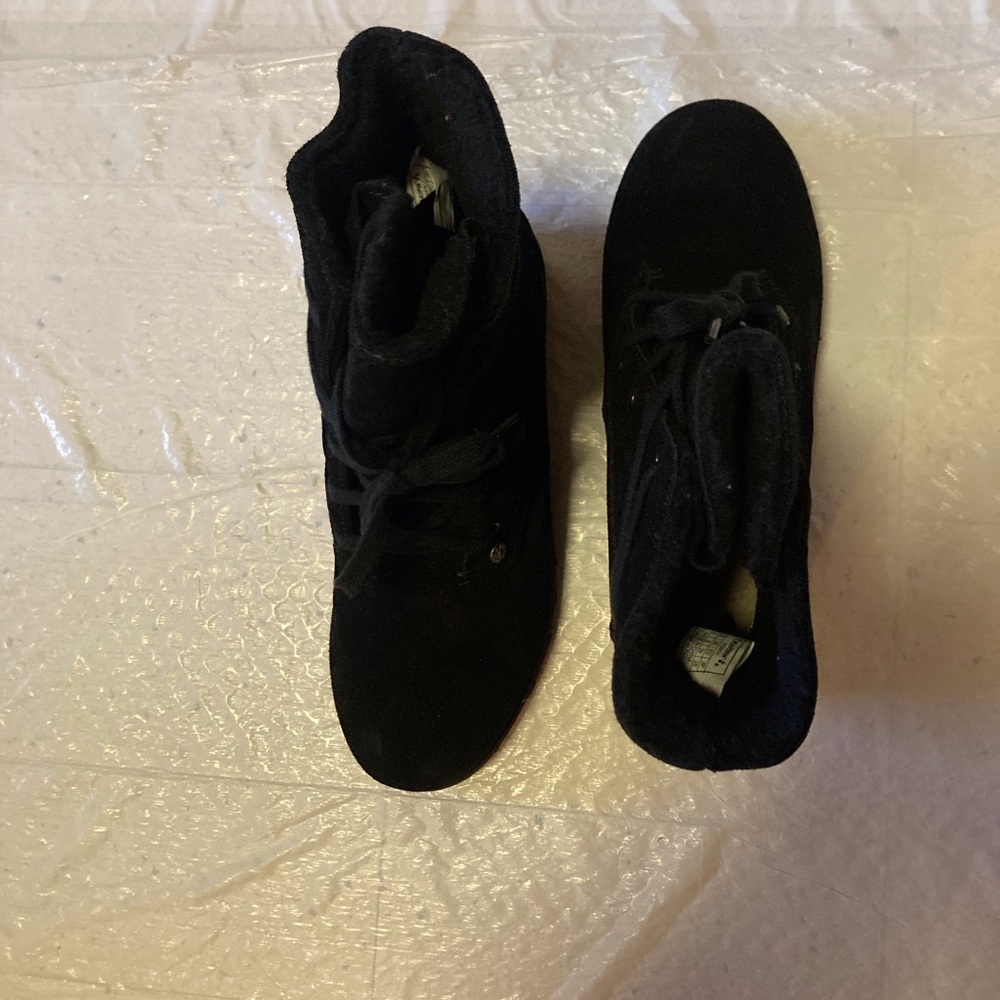 Black BearPaw Shearling Lace up Boots
